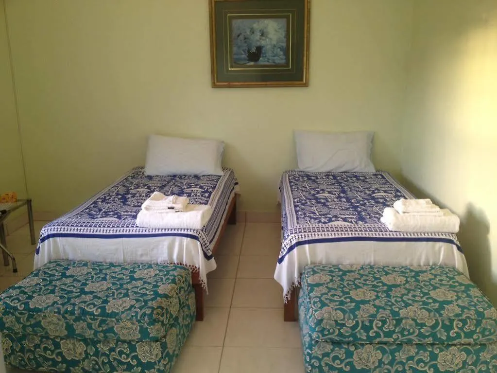 Hotel Rnm The Clubhouse Grenada